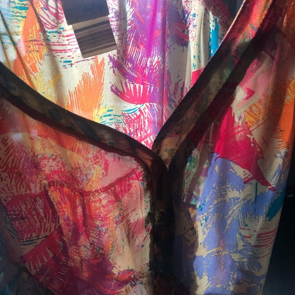 Daytrip colorful Button up Blouse Size Small - Picture 5 of 5